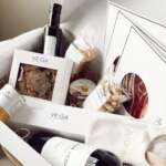 Caja nuevos padres con babero bordado - 1