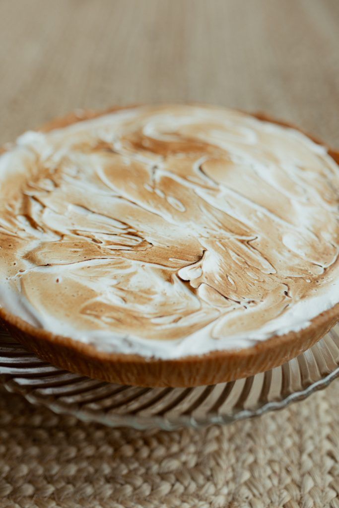 Tarta dulce de limón con merengue tostado