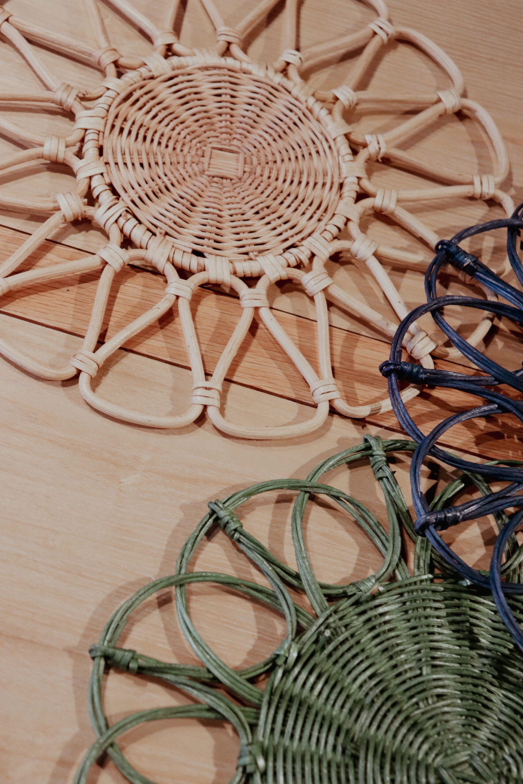 Bajoplato rafia colores - Imagen 2