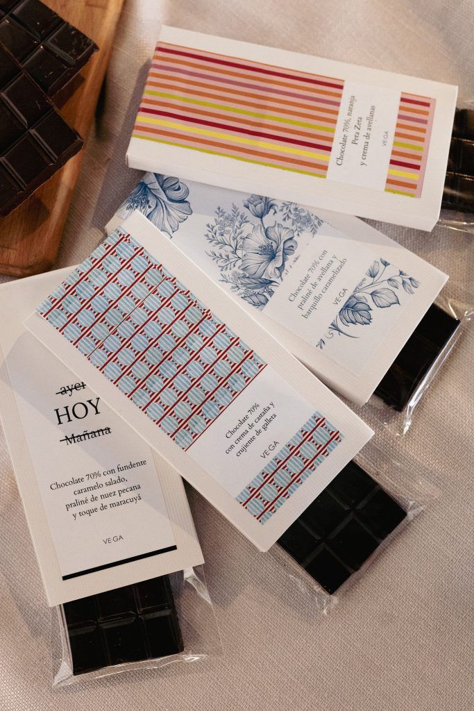 Tableta de chocolate 70% con crema de castaña